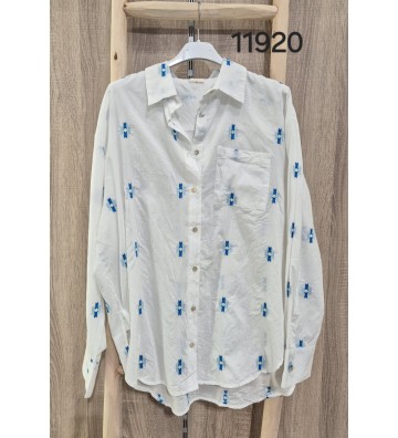 BLUSA BLANCA BORDADO AZUL...