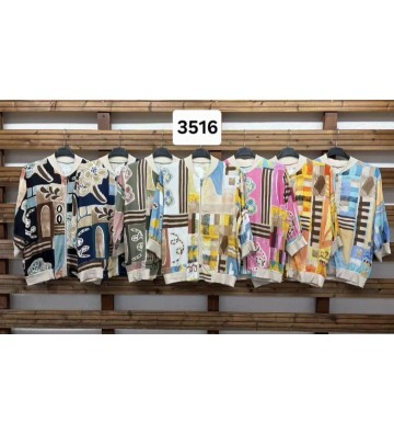 BOMBER ESTAMPADA GEOMETRICO...